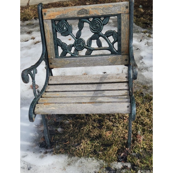 Single Seat Wood and Metal Garden Bench w/ Rose Design 24 W, 22 D, 31 T 