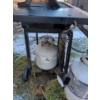Image 5 : Stainless Steel 'Master Chef' Backyard Grill w/ 2 Propane Tanks 