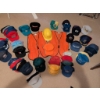 Image 10 : 34 Vintage and Branded Baseball Hats with Two Reflective Safety Vests