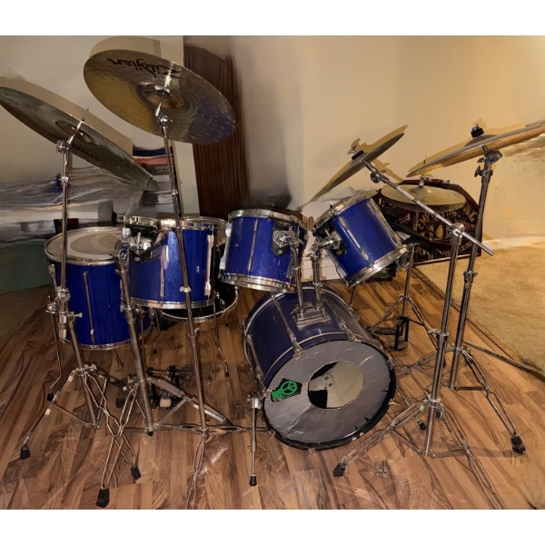 Pearl Drum Set- Export Pro Series, Drumsticks Also Included