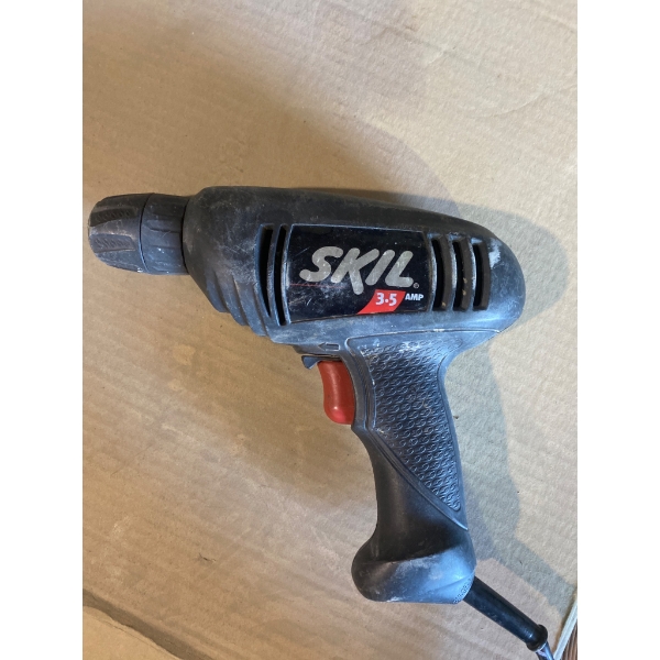 Skil 3/8-Inch 3.5-Amp Corded Drill Model 6130
