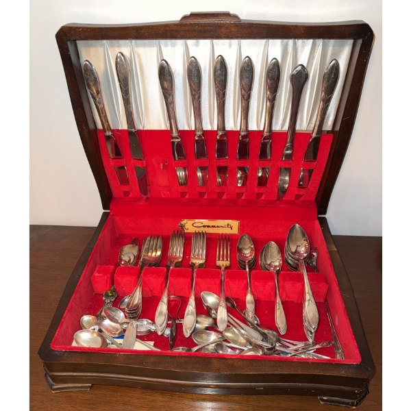 Community Silverplate Flatware Set in Box