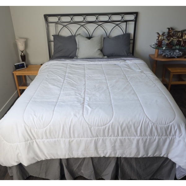 Queen Size Bed Frame & Linens & Pillows
