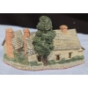 Image 3 : Hand Carving 'Craftmans Cottage' By David Winter 