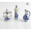 Image 2 : Delft Blue Hand Painted Lot Featuring Various Porcelain.