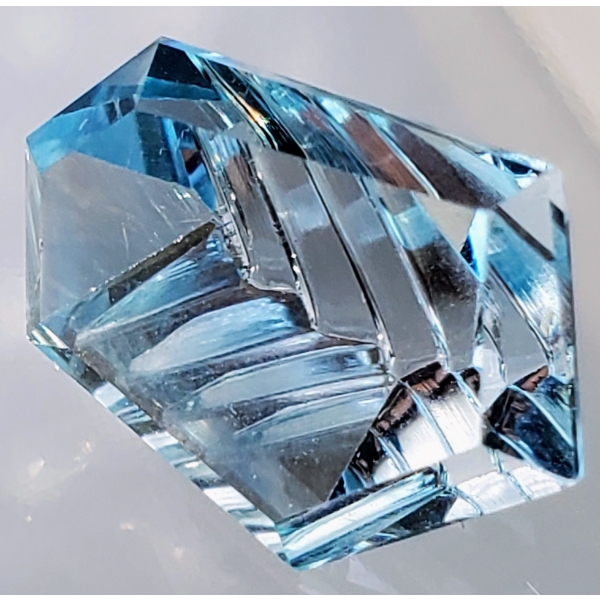 Blue Topaz (10.1 ct, 17.5×11.5×8.1 mm)