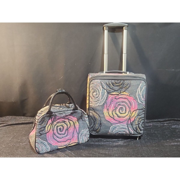 Suitcase & Carry On set!