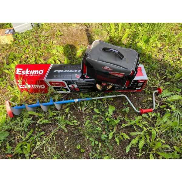 New three person Eskimo quickfish, three fishing hut with Berkley fishing bag and hand powered auger