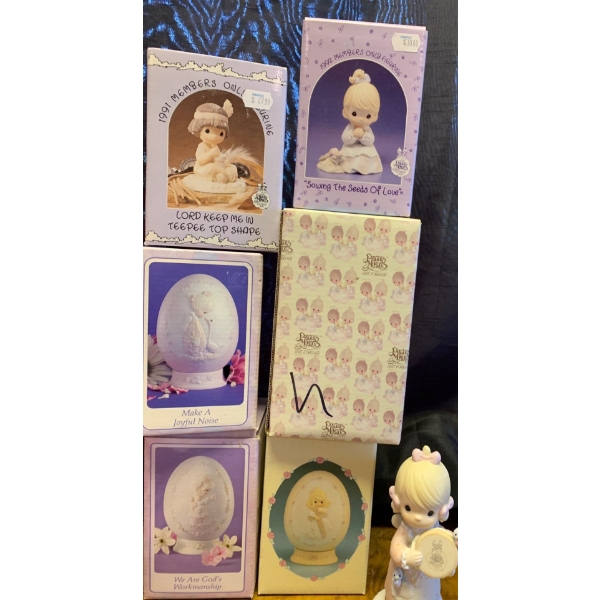Porcelain Precious Moments Figurines 5T 