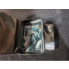 Image 6 : Philishave 4000 Micro Action Electric Shaver in Case with Cord, Punny CROWBAR Canvas Art