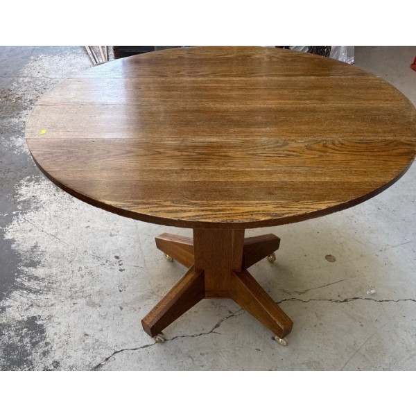 Wooden Round Table, 42W, 30T 