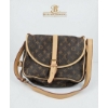 Image 4 : Monogram Canvas Crossbody Bag Replica with Leather Trim
