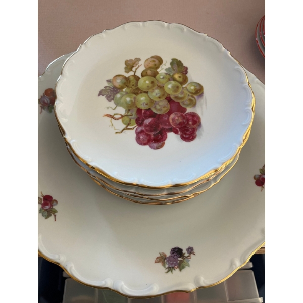 English fine China cake plate and six dessert plates