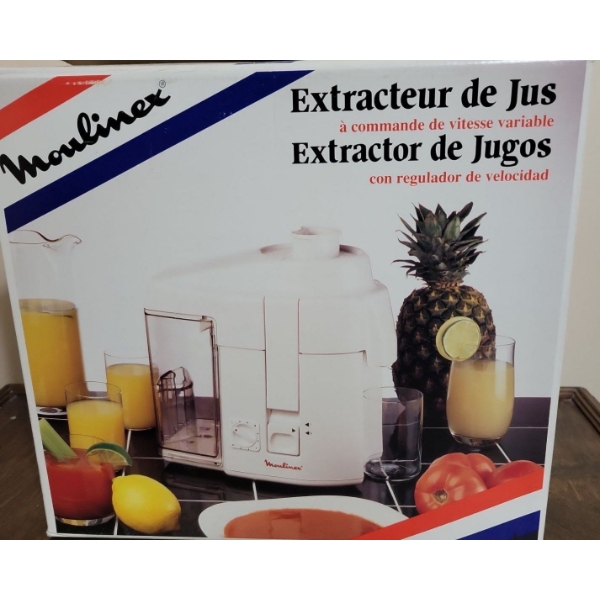 NEW Vintage Mayflower Juicer / Extractor 
