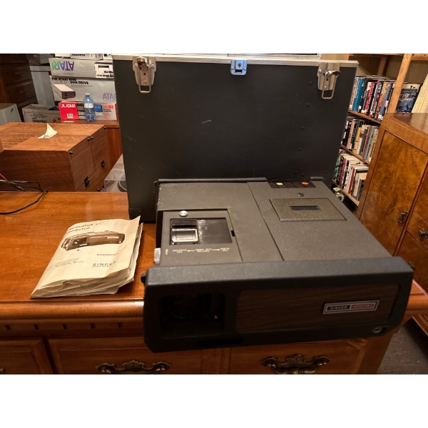 Singer Instructor 2 Portable Projector In Case