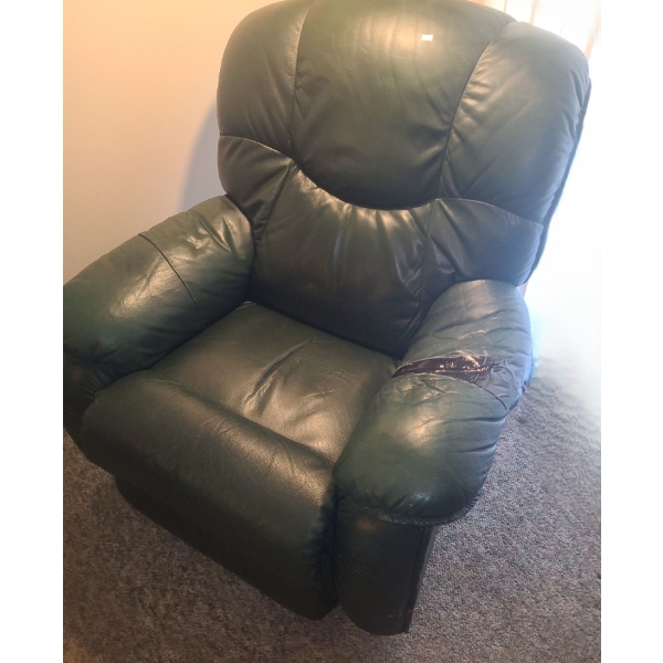 Green Leather Reclining Chair 40 W, 34 D, 42 T 