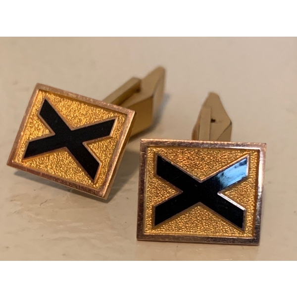 10K Gold St. Andrews Cross Cuff Link Pair - Weighs 8.08g