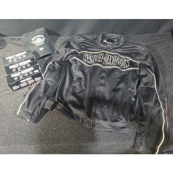 Harley Davidson: Black Mesh Riding Gear, Baseball Hat and Safety Eyewear