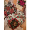 Image 4 : Textile Lot: Placemats, Runners, Oven Mitts, and More