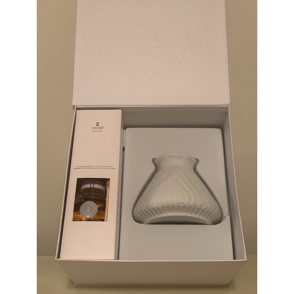 LLADRO Porcelain Liquid Reed Diffuser KIt 5T