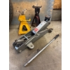 Image 1 : Jack Collection - 1 Hydraulic & 2 Manual Jack Stands 