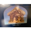 Image 3 : Fontanini Nativity Decor: Holy Family, Starter Nativity Set, Palm Tree Set & Well w Date Palm