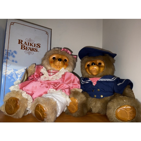 2 Collectors Choice Wood Faced Raikes Bears 14T - Sailor & Dainty Dolly 