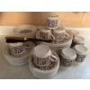 Image 1 : Vintage Bilton's Celtic Rose Dish Set - 8 Settings