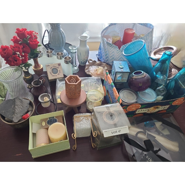 Table Top Fountain 10 dia, 12 h, Assorted Vases, Candles & Holders