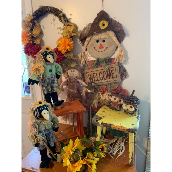 2 Vintage Stools, Sunflowers, Scarecrows, Wreath and Acorn Owls