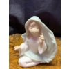 Image 3 : Golden Memories (Lladro Family of Products) Mary Figurine - 4.5T 
