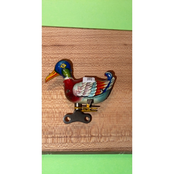 Antique Wind Up Duck 2.5T