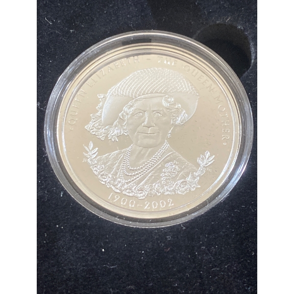 2022 Cook Islands $5 Queen Elizabeth Queen Mother Commemorative Coin in Case