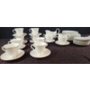 Image 4 : Wedgwood Signet Platinum Bone China Dinnerware Set
