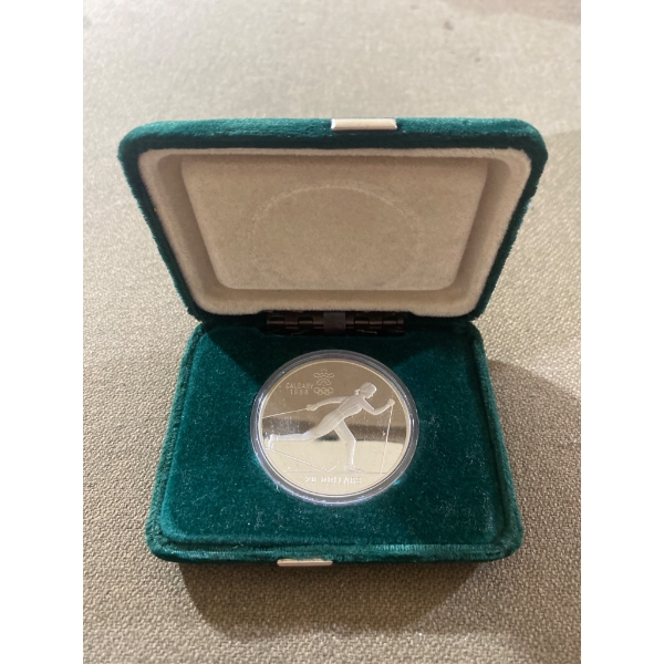 1986 Calgary Winter Olympics $20 Silver Coin in Original Case
