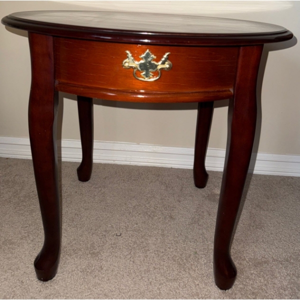  French Provincial Mahogany End Table w/ Brass Pull 24D