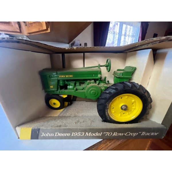 Diecast John Deere 1953 model 70 inch row crop tractor