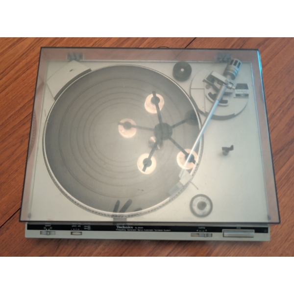 Technics SL-R200 Frequency Generator w/ Automatic Turntable