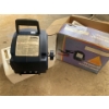 Image 1 : 12v 6000 lbs Electric Wincher
