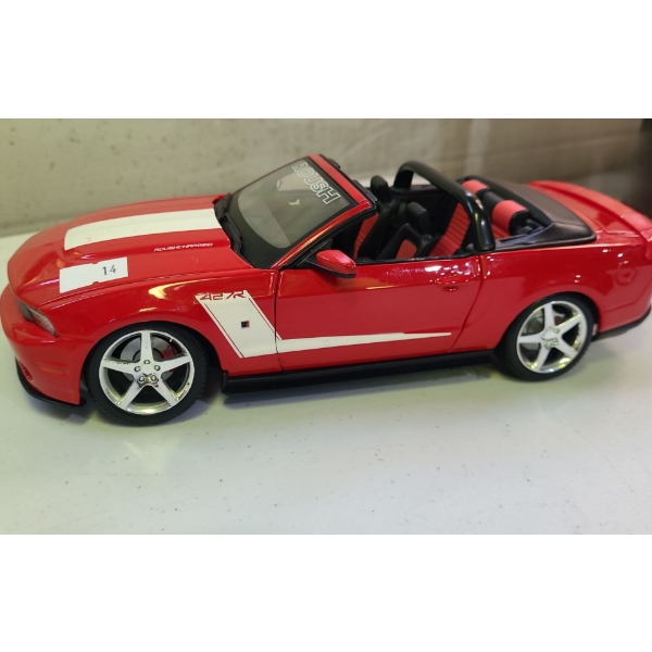 2010 427R Roush Ford Mustang 1:18 Scale Model 10 W, 4 D, 3 T 