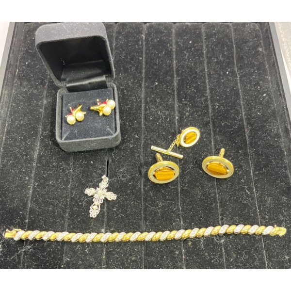 Collection of Jewelry, Bracelet, Pendant, Earrings