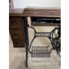Image 2 : Vintage Singer Sewing Machine, 37W, 31T, 