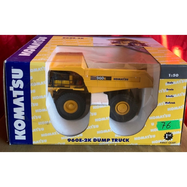 ミニカー Komatsu 960E 1/50 Buffalo Road Imports. Komatsu 960E-2K electric mine dump