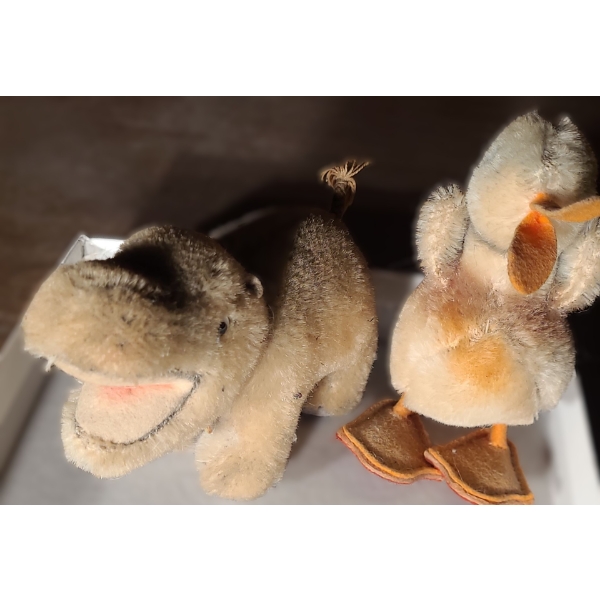 - Vintage Steiff: Mockie 5.5 X 3.5 w/ Tag and Duck 4.5 T, No Tag