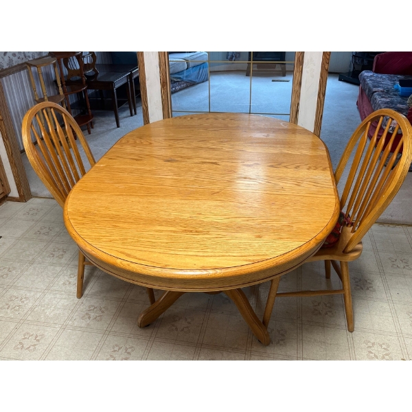 Oak dining room table with 4 chairs