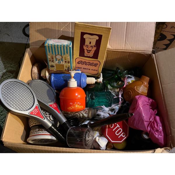 large box of un researched Avon collectables.