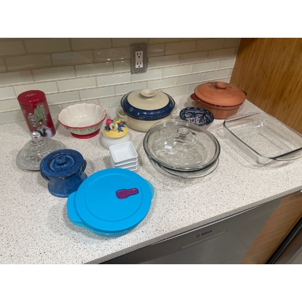 cookware and casseroles
