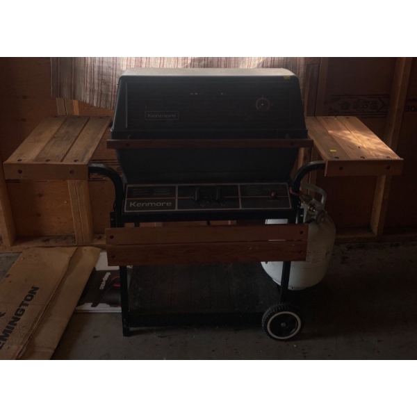 Kenmore Propane BBQ 56L 