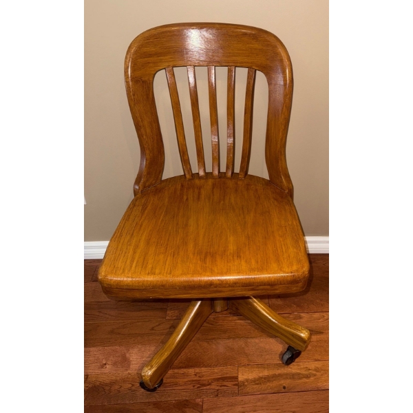Antique Tiger Oak Swivel Desk Chair On Casters 28'Tall