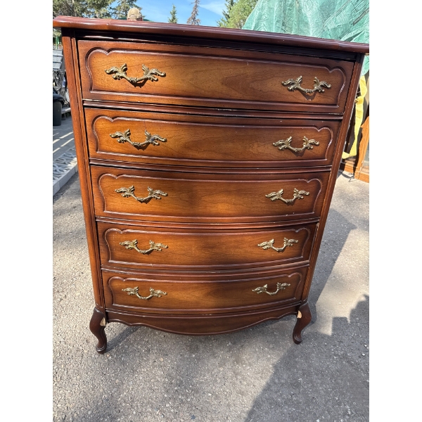 Bed Dresser (38" X 19" X 48" )